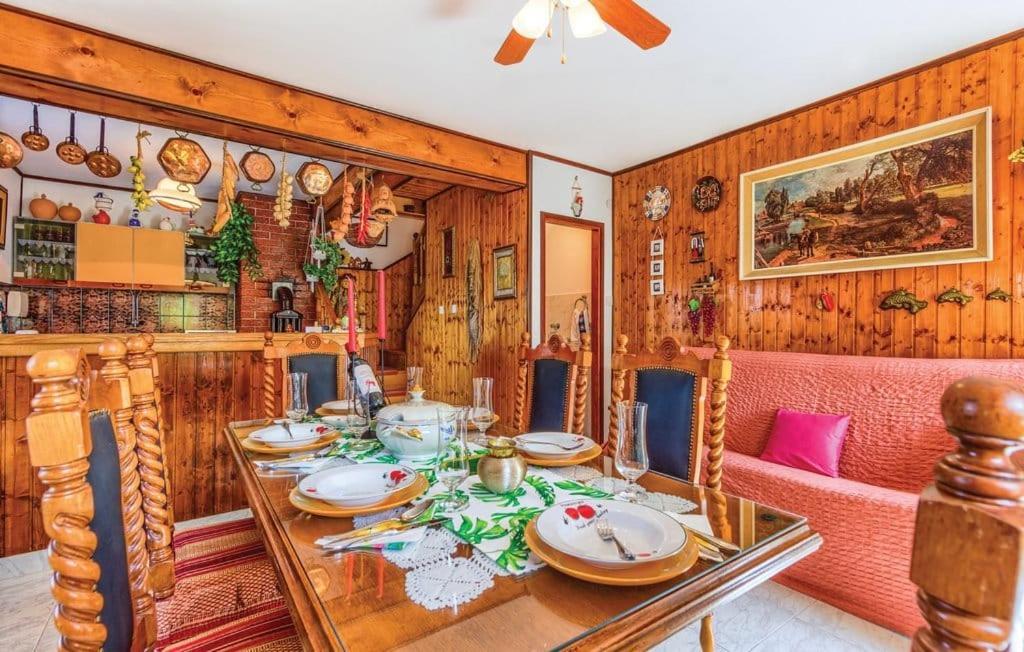 Holiday Home Perunika Zezevica Exterior photo